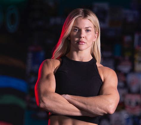 Brook ence nude - 370K subscribers Subscribe 182K views 3 years ago Brooke Ence does a workout from the NAKED Training Program. Jeanna comes over to pull weeds, and the two show some behind the scenes of... 